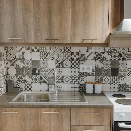 Thalassa Almyros * Verga Kalamata